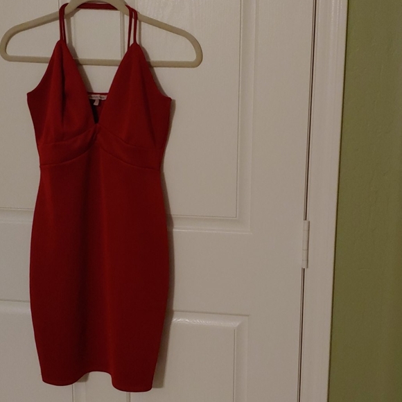 Dress - Picture 1 of 2